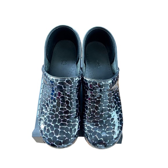 Dansko Clogs XP 40 (9.5-10) - Picture 2 of 8